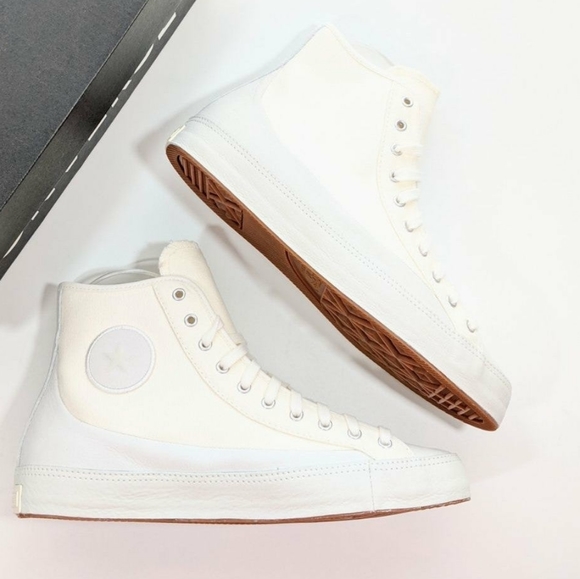 Converse Shoes - Converse Classic High Tops
